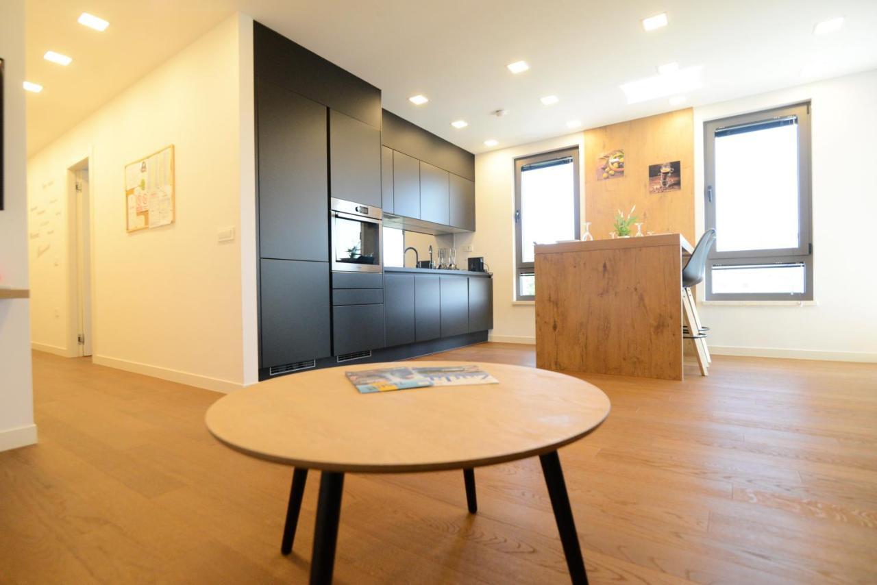 Novi Apartman Beti Blizu Plaze S Besplatnim Parkingom, Puntamika - Zadar Appartamento Esterno foto