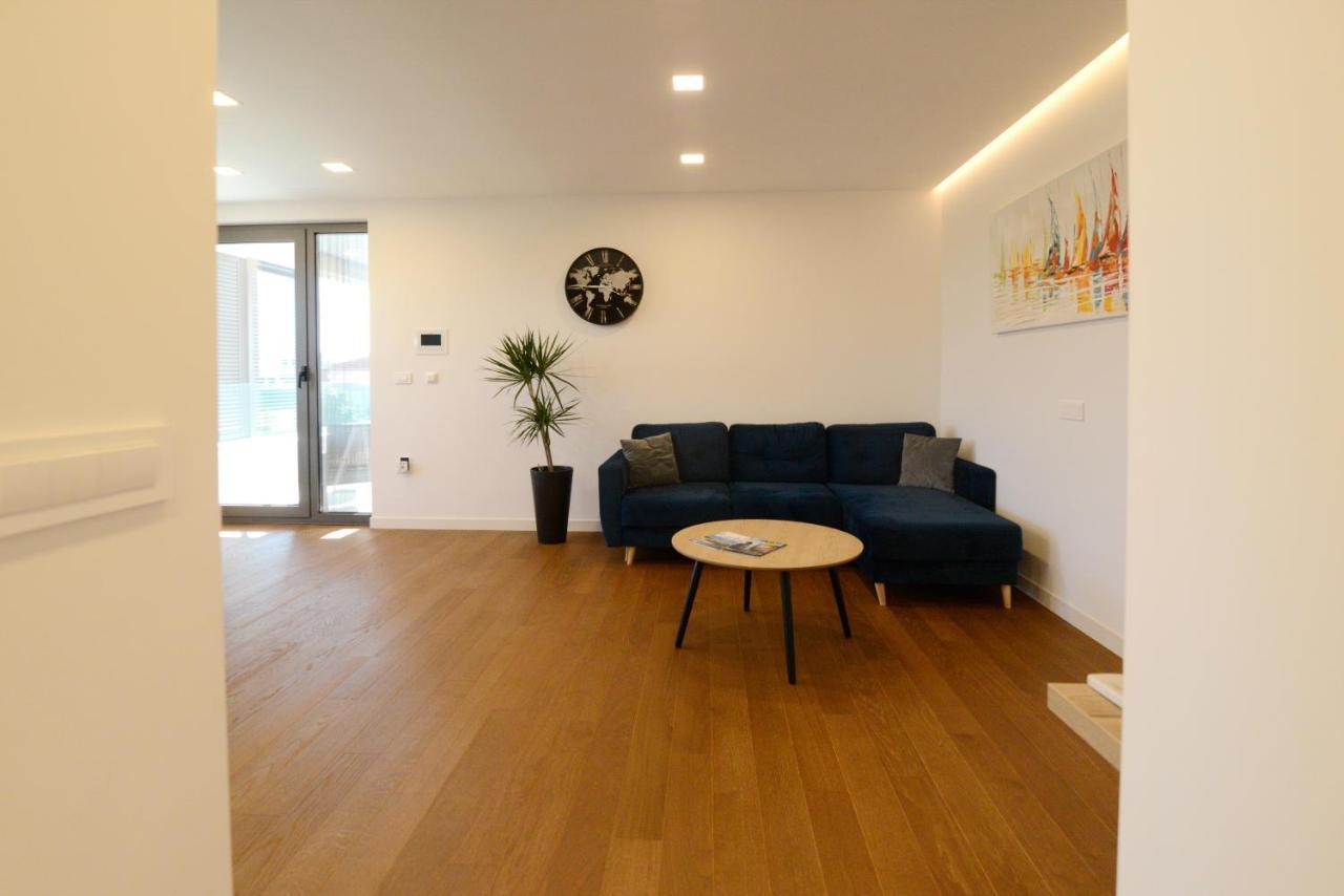 Novi Apartman Beti Blizu Plaze S Besplatnim Parkingom, Puntamika - Zadar Appartamento Esterno foto
